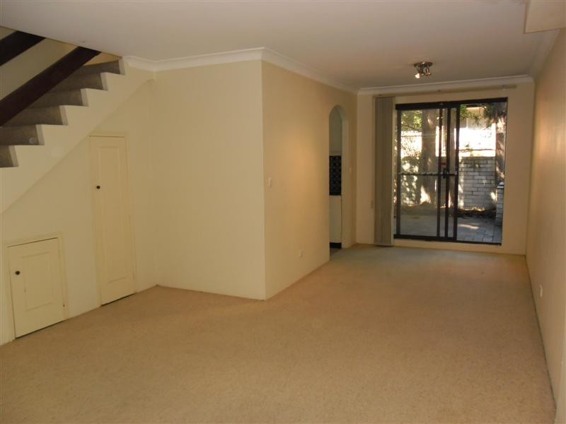 27/19 Taranto Road, Marsfield NSW 2122
