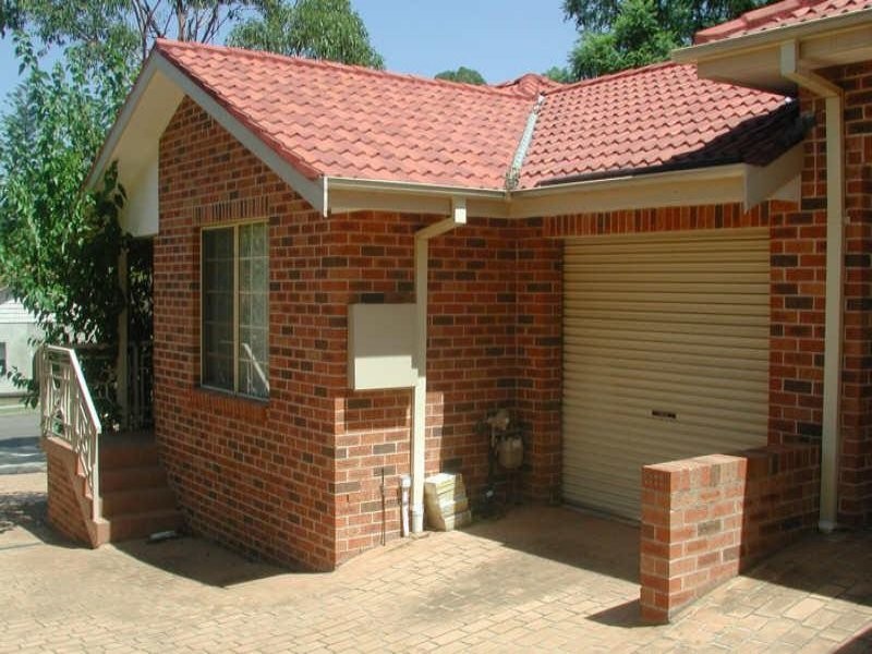 1/12 Hillcrest Avenue, Epping NSW 2121