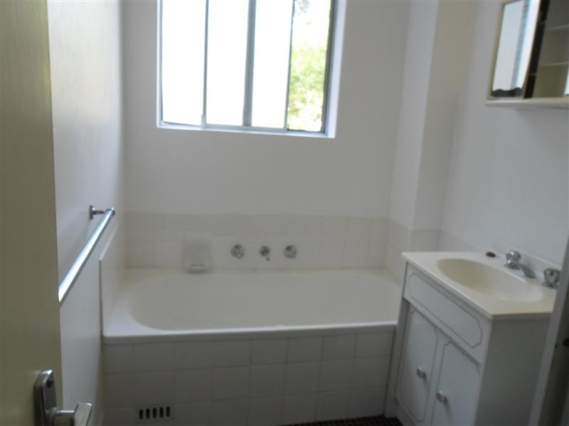 4/2-4 Edensor Street, Epping NSW 2121