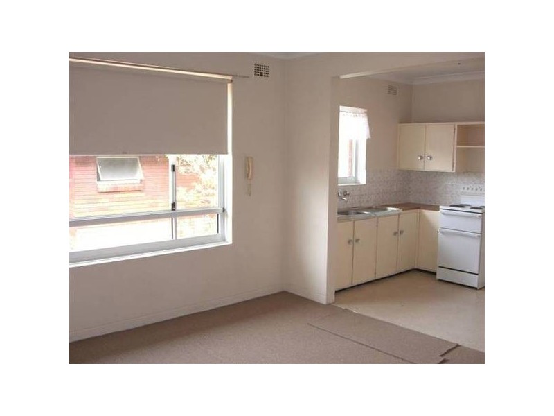 13/8 Bank Street, Meadowbank NSW 2114