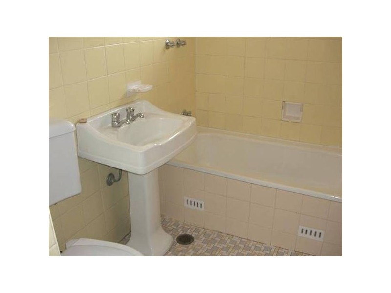 13/8 Bank Street, Meadowbank NSW 2114