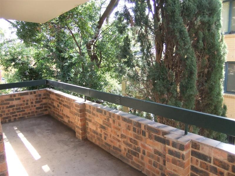 8/600 Blaxland Road, Eastwood NSW 2122