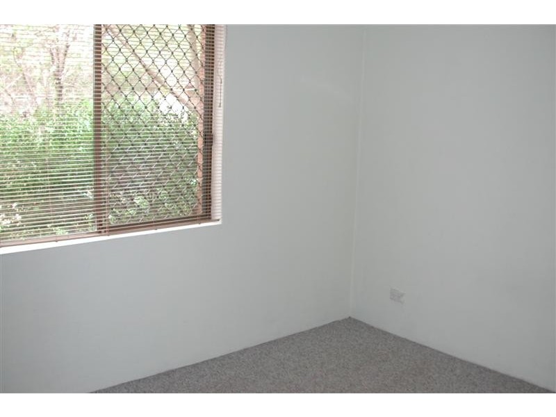 2/18 Doomben Avenue, Eastwood NSW 2122