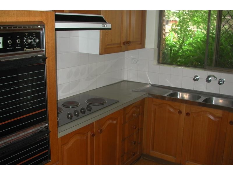 2/18 Doomben Avenue, Eastwood NSW 2122