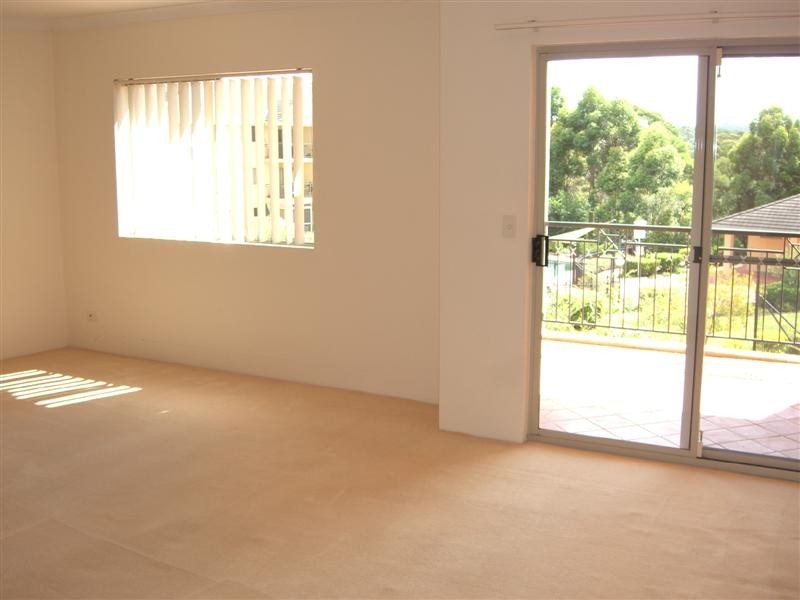27/6-8 Nile Close, Marsfield NSW 2122