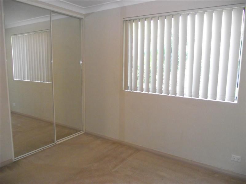 2/20 Essex Street, Epping NSW 2121