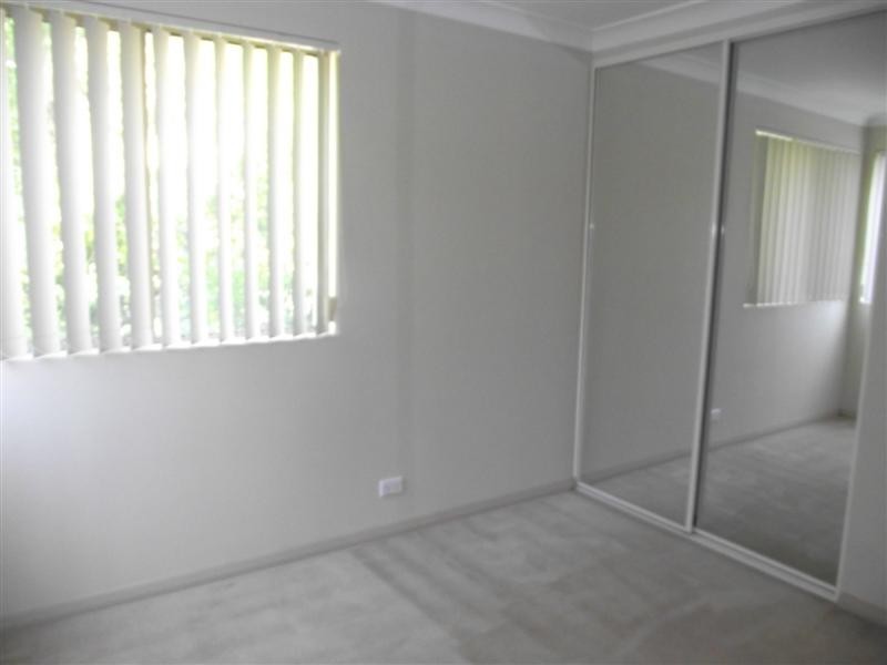 2/20 Essex Street, Epping NSW 2121