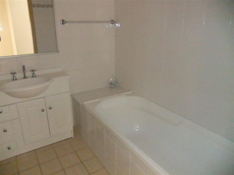 10/20 Essex Street, Epping NSW 2121