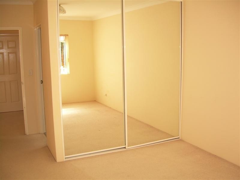 9/73A Essex Street, Epping NSW 2121