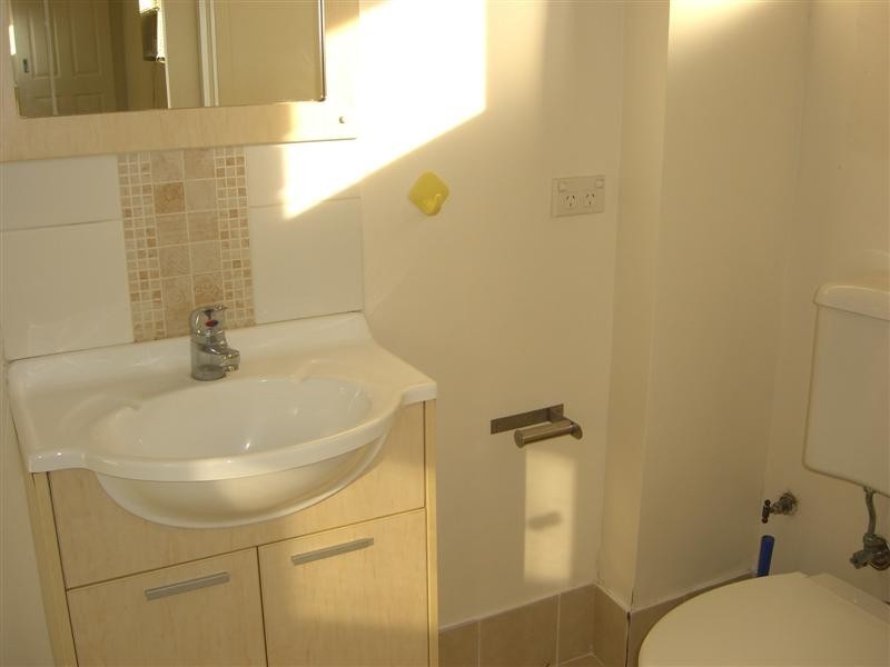 8/584 Blaxland Road, Eastwood NSW 2122