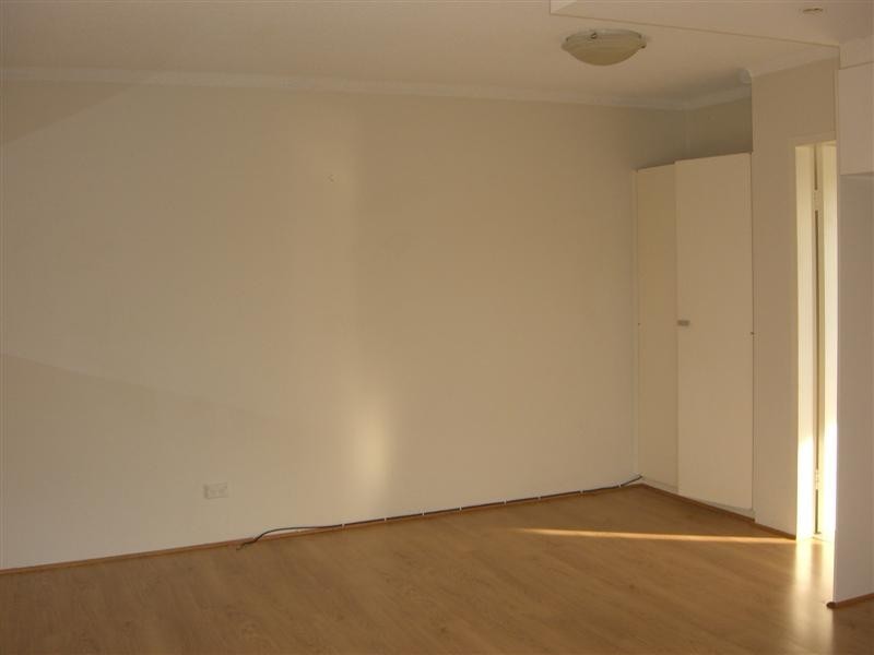 8/584 Blaxland Road, Eastwood NSW 2122