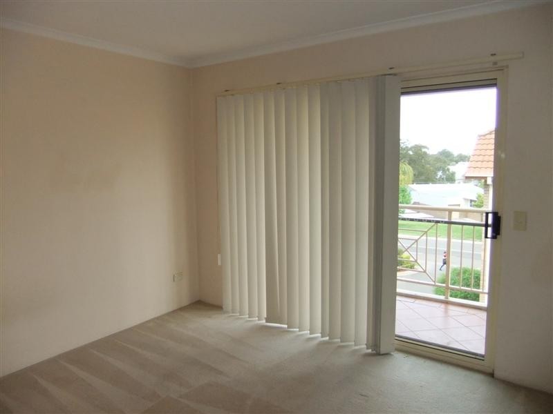 10/94-116 Culloden Road, Marsfield NSW 2122