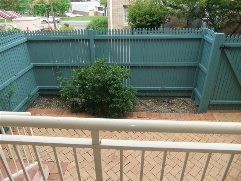 10/94-116 Culloden Road, Marsfield NSW 2122