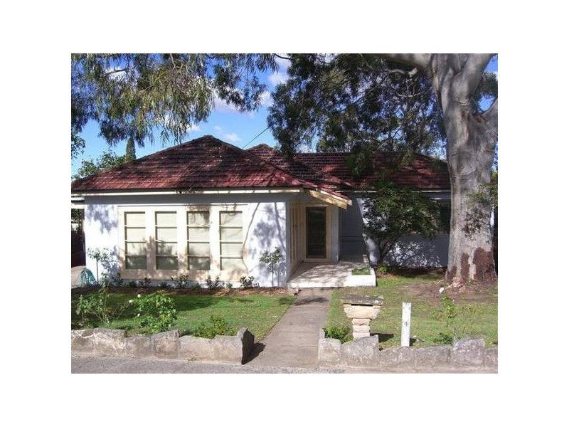 4 Colvin Crescent, Denistone East NSW 2112