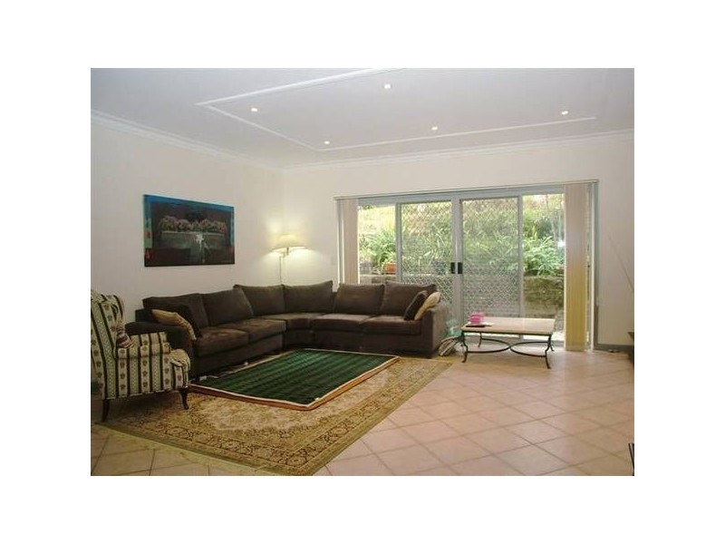 Buena Vista Avenue, Eastwood NSW 2122