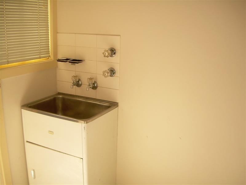 1/33 Pennant Avenue, Denistone East NSW 2112