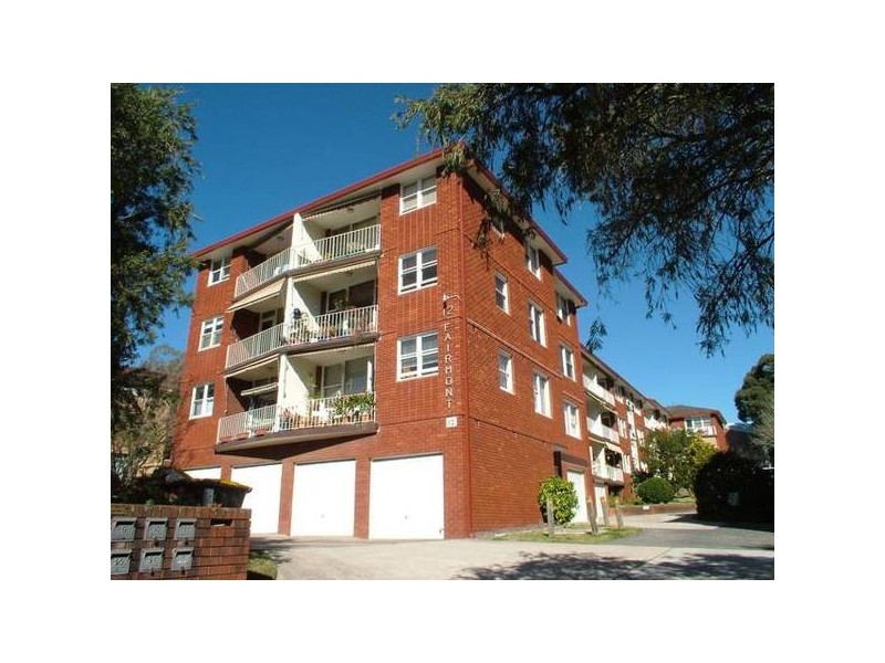 1/12 Essex Street, Epping NSW 2121