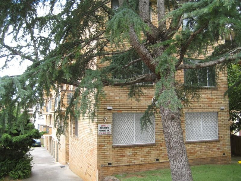 2/7 Curzon Street, Ryde NSW 2112