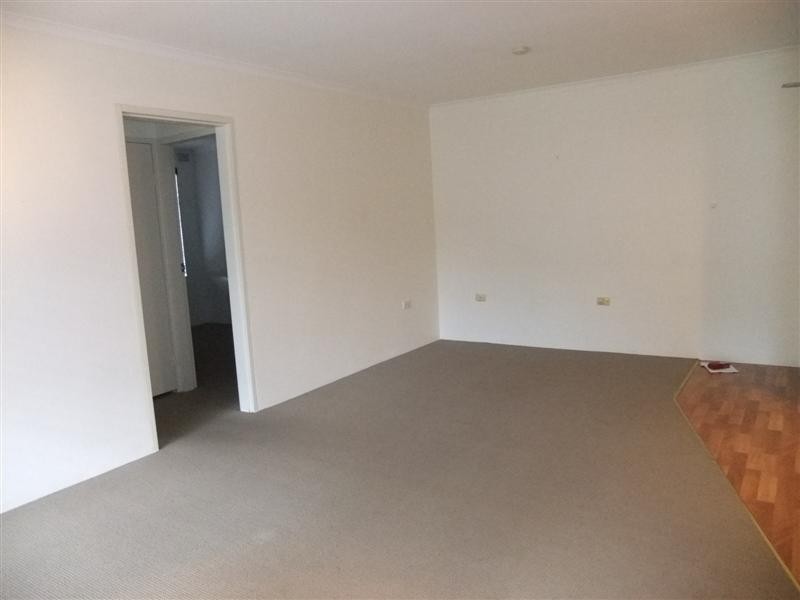 8/3 Aeolus Avenue, Ryde NSW 2112