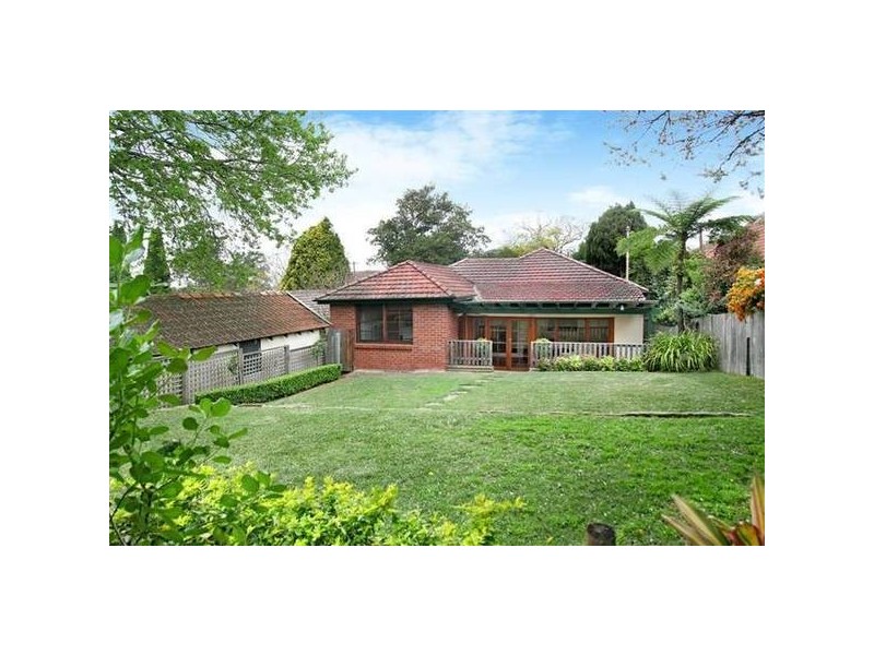 329 Rowe Street, Eastwood NSW 2122