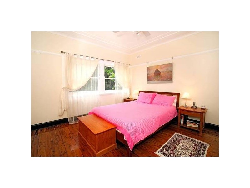 329 Rowe Street, Eastwood NSW 2122