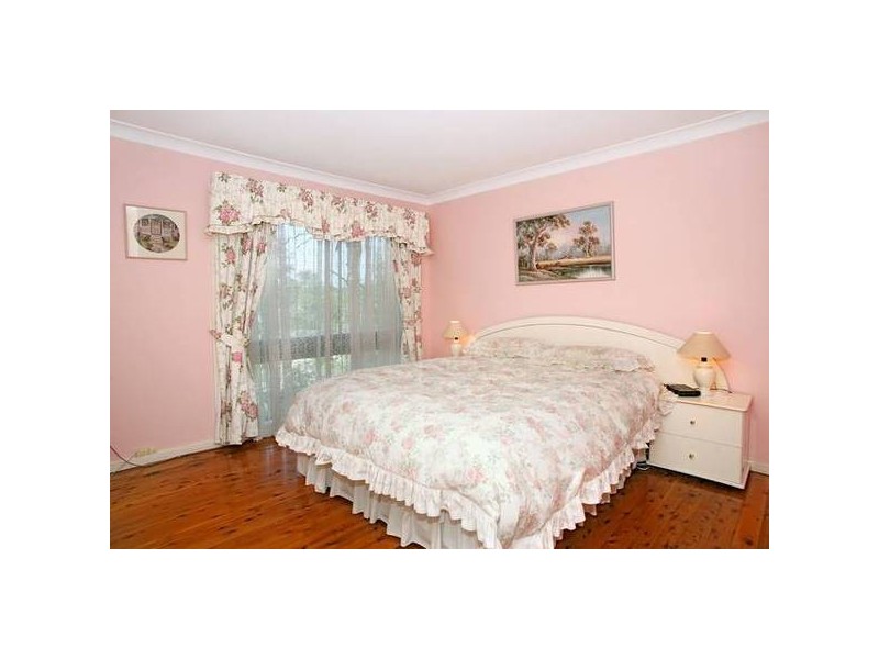 8 Gossell Grove, Carlingford NSW 2118