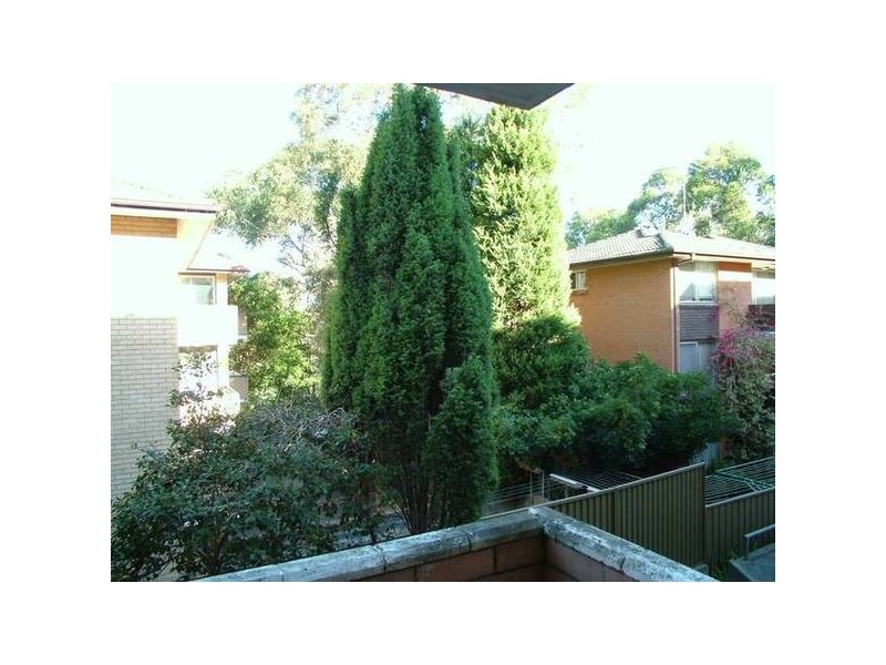 2/8 Lachlan Avenue, Macquarie Park NSW 2113