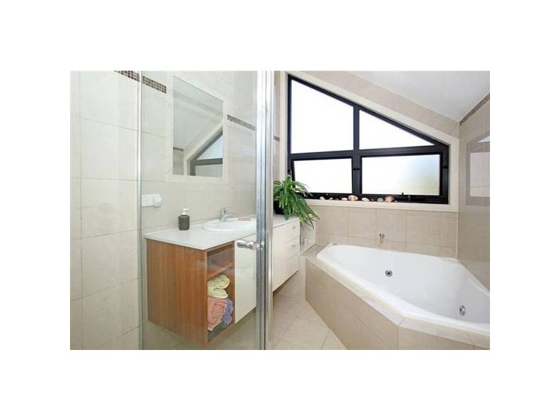 14c Raimonde Road, Eastwood NSW 2122