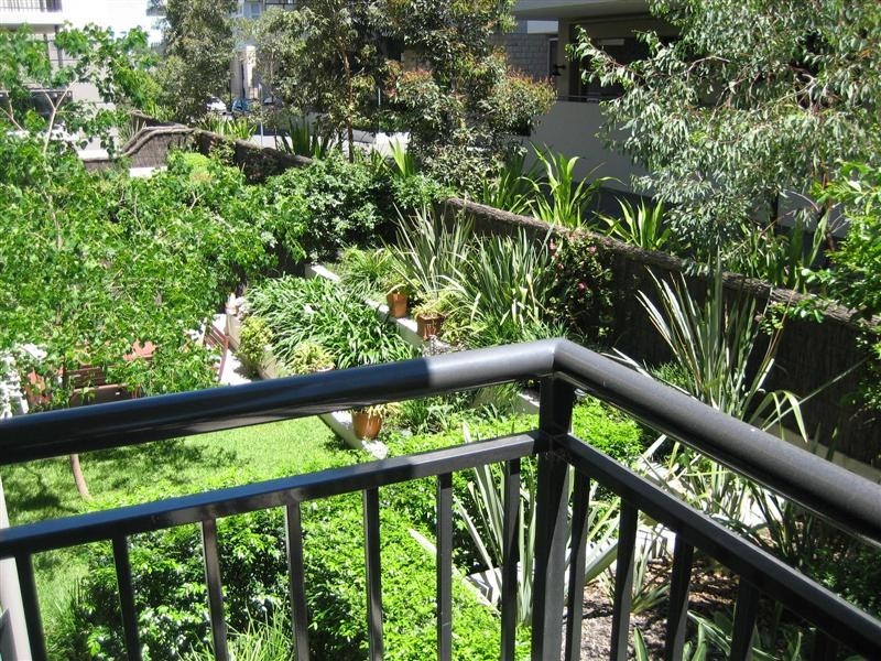 52/143 Bowden Street, Meadowbank NSW 2114