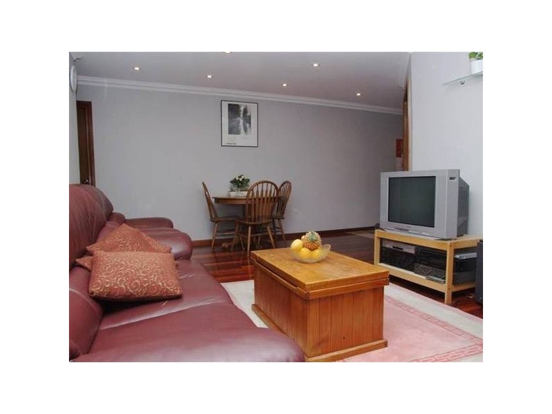 2/47 Adderton Road, Telopea NSW 2117