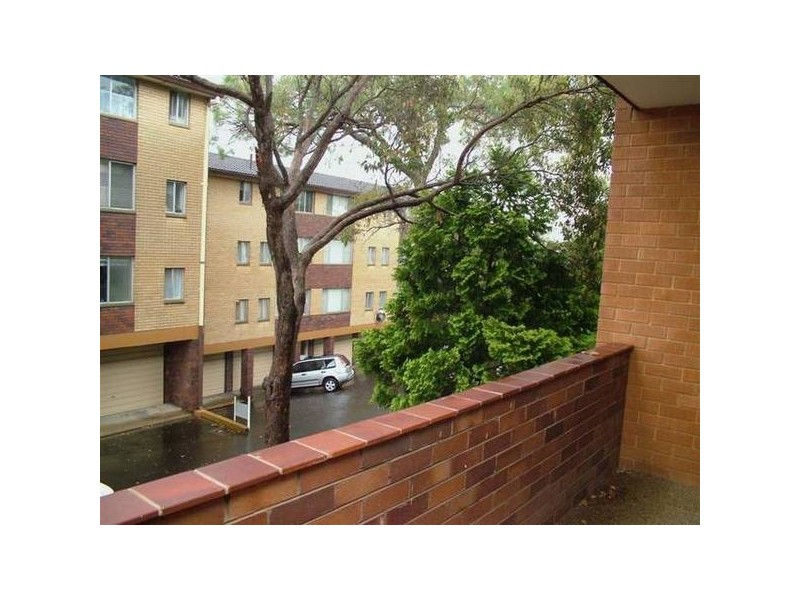 11/18 Essex Street, Epping NSW 2121