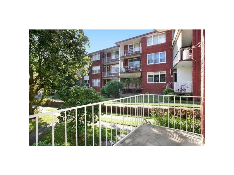 17/10 Essex Street, Epping NSW 2121