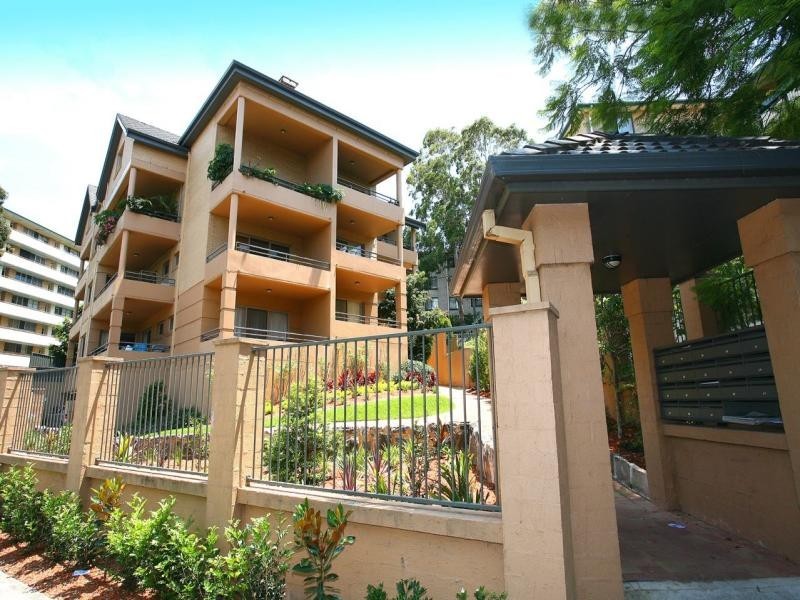 13/35 Parkes Road, Artarmon NSW 2064