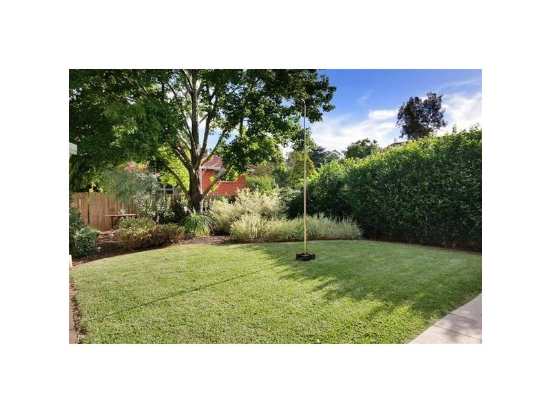 4 Threlfall Street, Eastwood NSW 2122