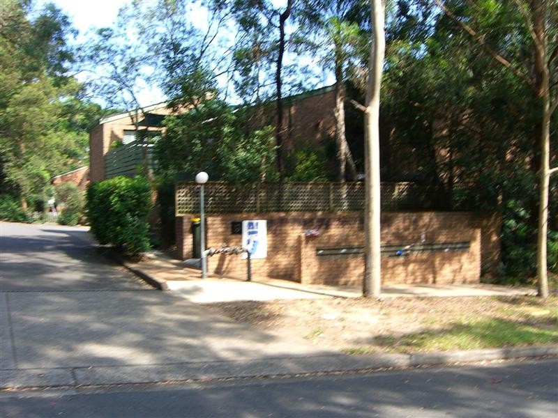 18/13 Busaco Road, Marsfield NSW 2122