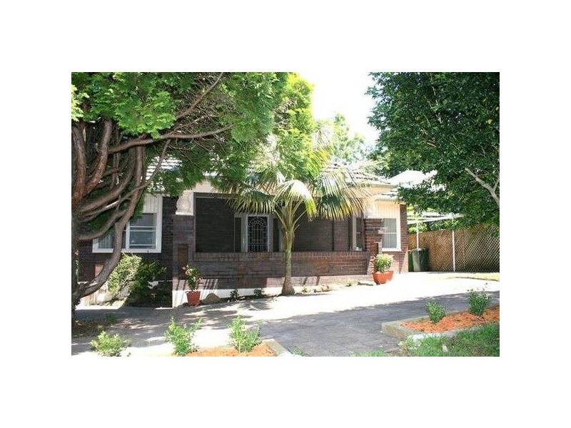 11a Eastwood Avenue, Eastwood NSW 2122