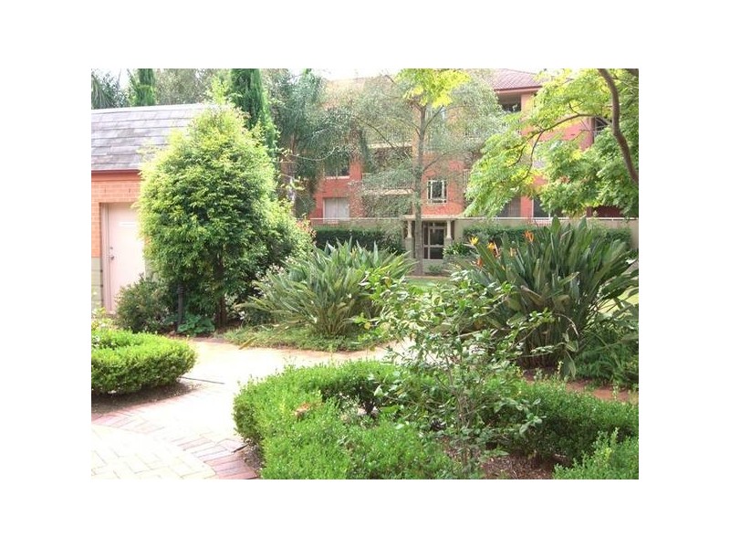 5/13-23 Lancaster Drive, Marsfield NSW 2122