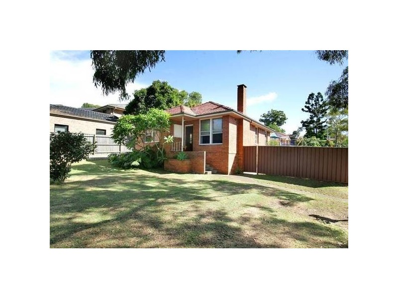 140 North Road, Eastwood NSW 2122