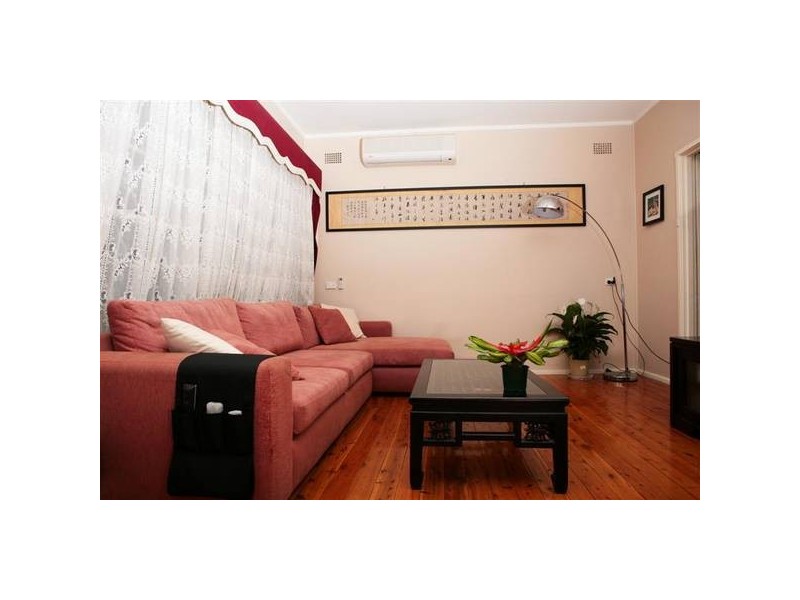 36 Russell Street, Denistone East NSW 2112