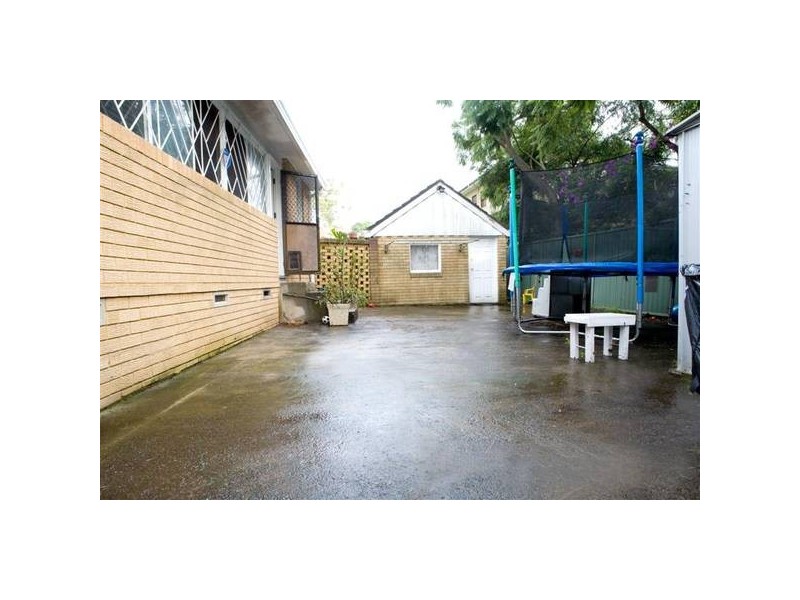 36 Russell Street, Denistone East NSW 2112