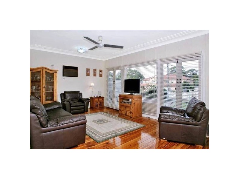 14 Rickard Street, Denistone East NSW 2112