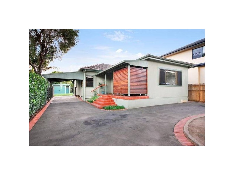 58 North Road, Denistone East NSW 2112