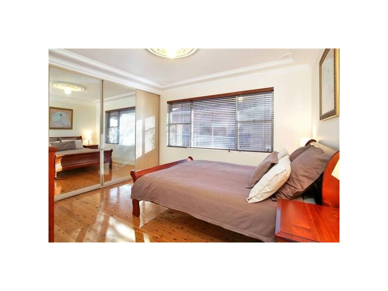 12 Milham Avenue, Eastwood NSW 2122