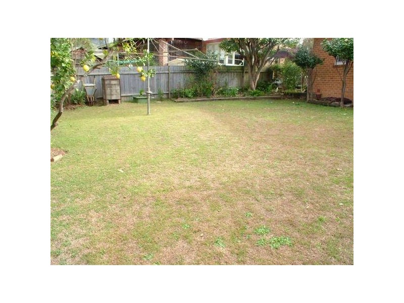 13 Gallard Street, Denistone East NSW 2112