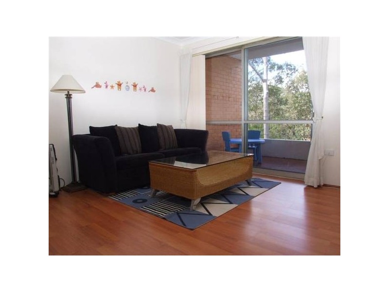 8/13 Cottonwood Crescent, Macquarie Park NSW 2113