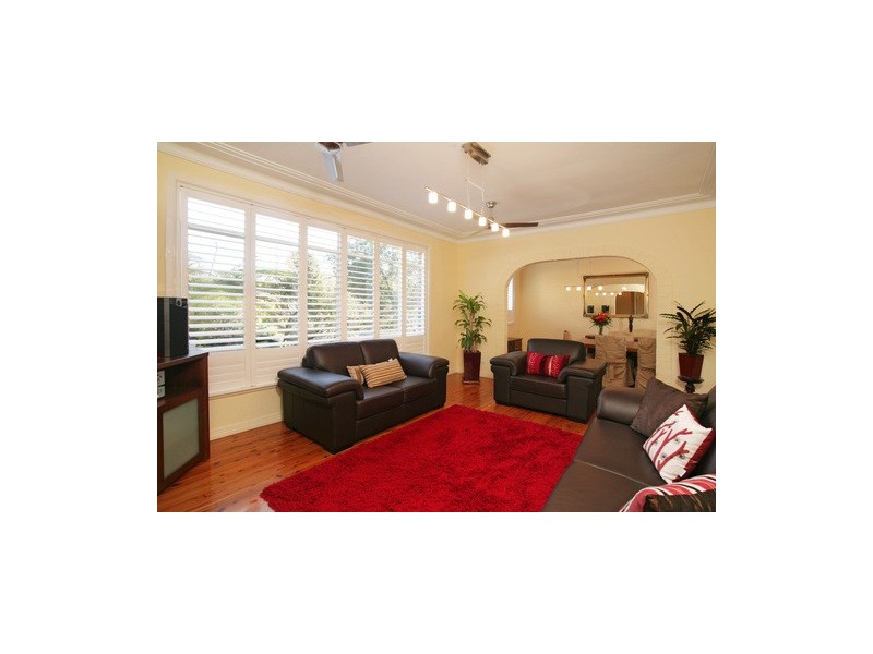 2 Narelle Street, North Epping NSW 2121