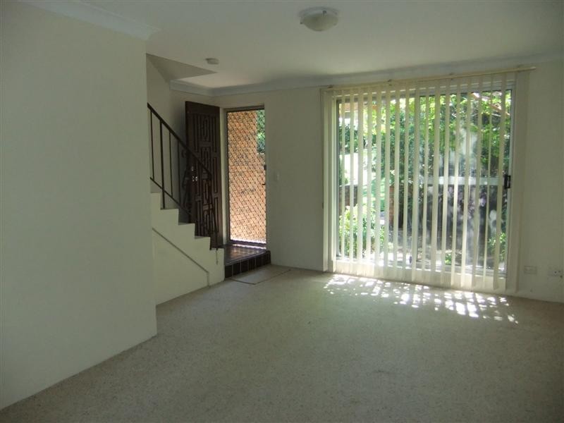 24/17 Taranto Road, Marsfield NSW 2122
