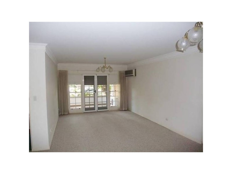 2/4 Surrey Street, Epping NSW 2121