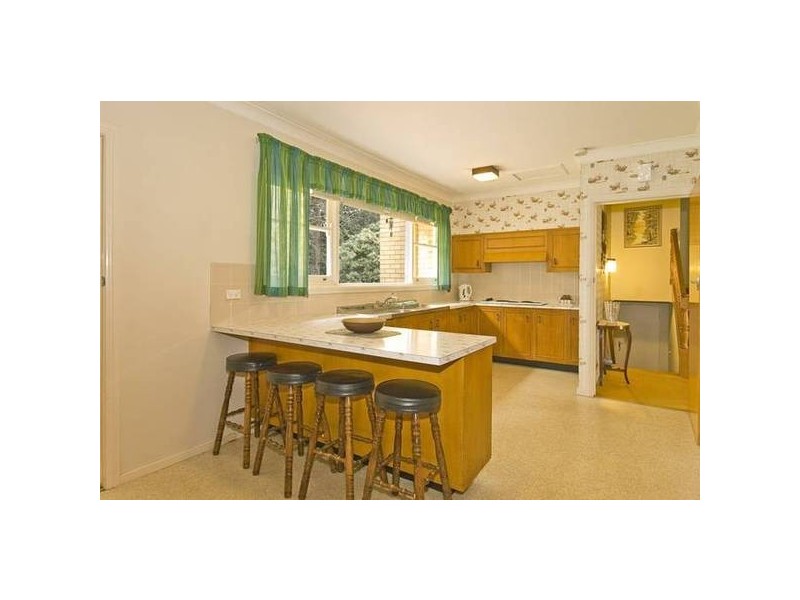 18 Azalea Grove, Pennant Hills NSW 2120