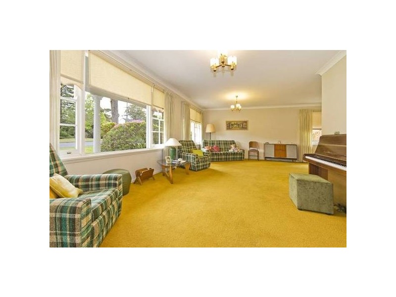 18 Azalea Grove, Pennant Hills NSW 2120